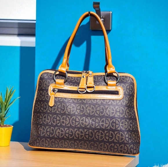 Giani Bernini Block Signature Dome Satchel - Picture 6 of 11